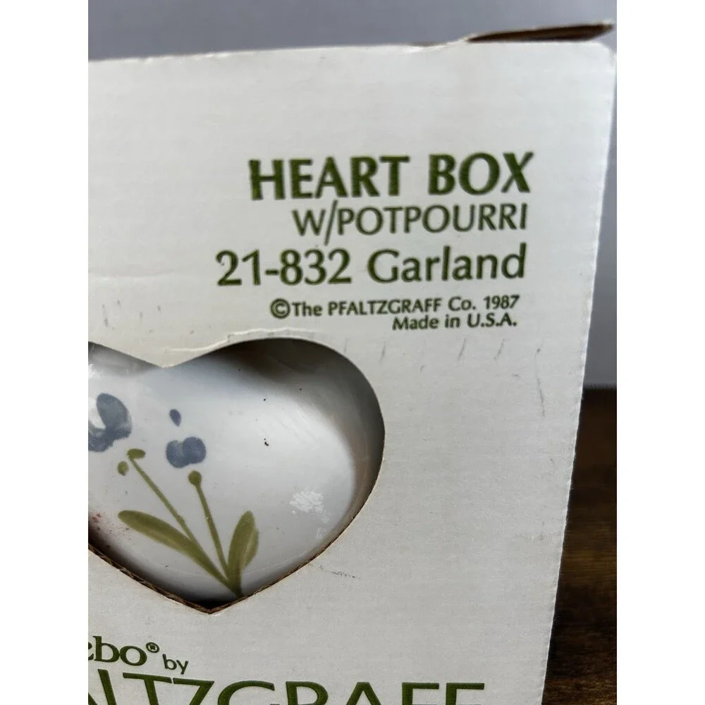 Pfaltzgraff Country Airs Heart Potpourri Box Garland Open Box New Vintage Decor